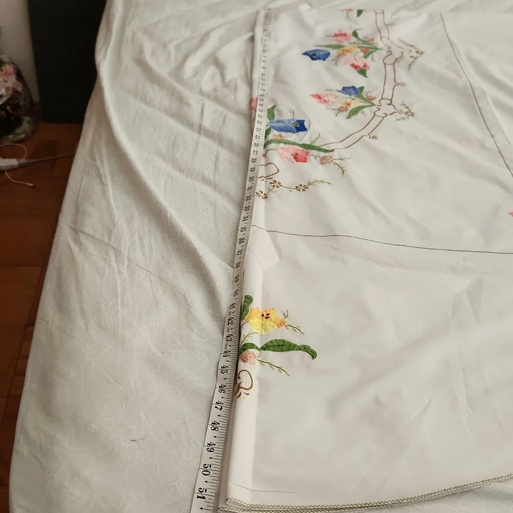 Vintage Floral Embroidered White Tablecloth With Multicolor Oblong 64